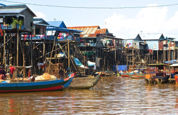 Half-Day Kampong Pluk Floating Village Tour