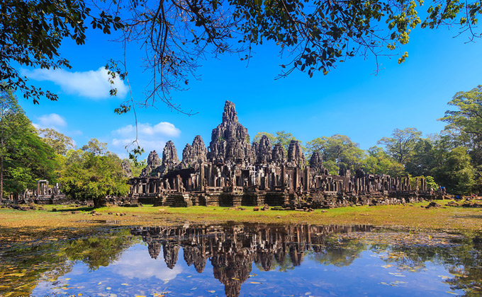 Amazing Bayon Temple Tours